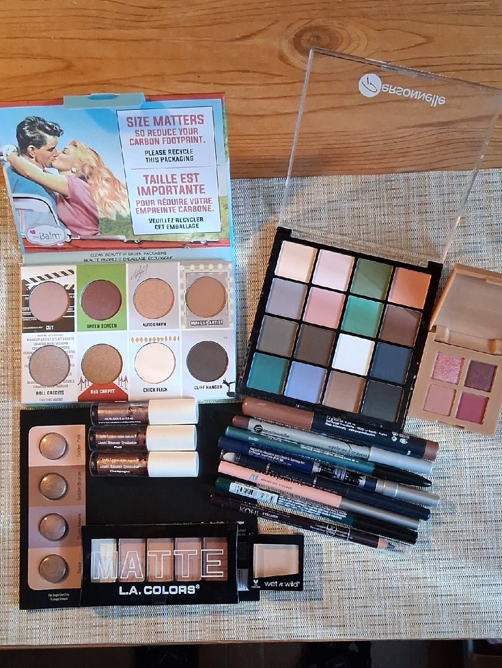 Eye Makeup Collection — Green, Pink, Cream, Brown